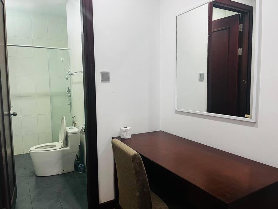 Bay Resort Condominium 3-Bedrooms With Swimming Pool Near The Seaside Miri Extérieur photo